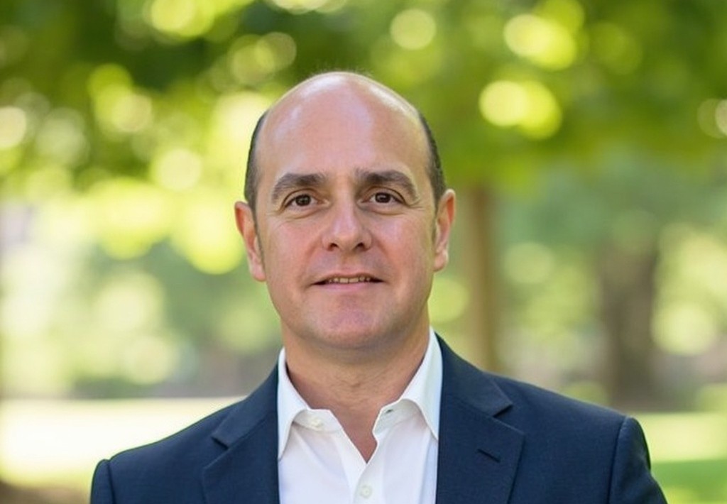 Luis G. Mendez